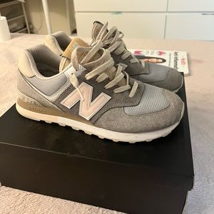 New Balance Men’s Size 7.5